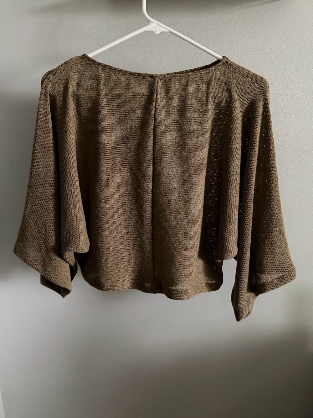 H&M Knit Top - Picture 3 of 3